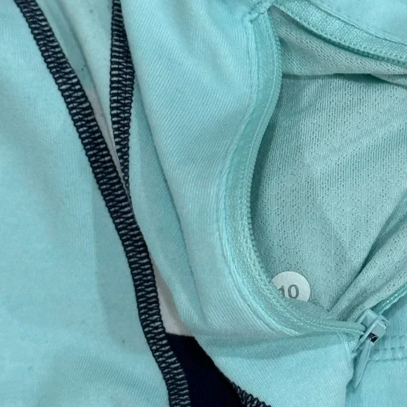 LULULEMON EUC IN STRIDE JACKET AQUAMARINE SIZE 10 - Picture 7 of 7